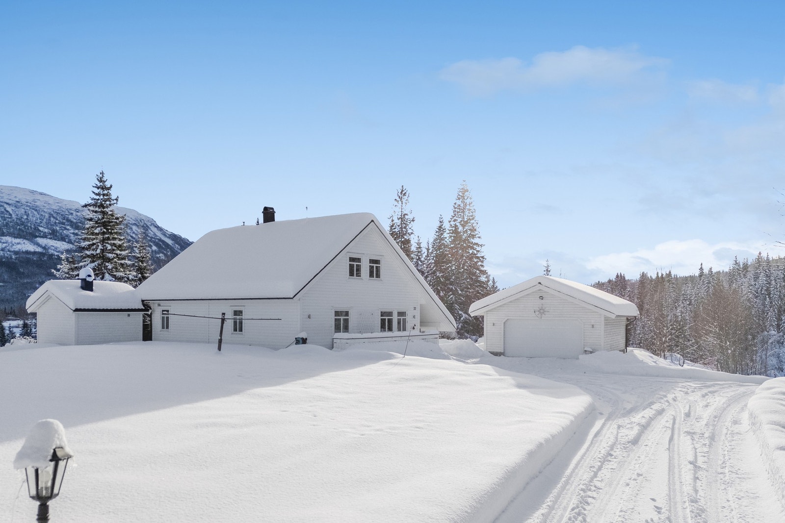 Eiendomsmegler 1 v/Tina Jakobsen har gleden av å presentere Baklandsveien 32! Galleribilde