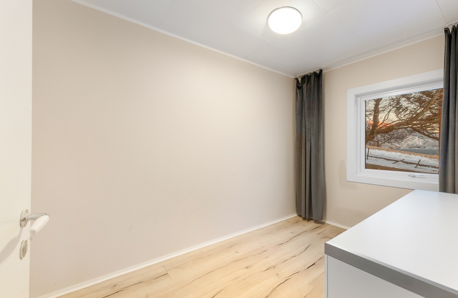 Soverom 2(også med utsikt) Galleribilde