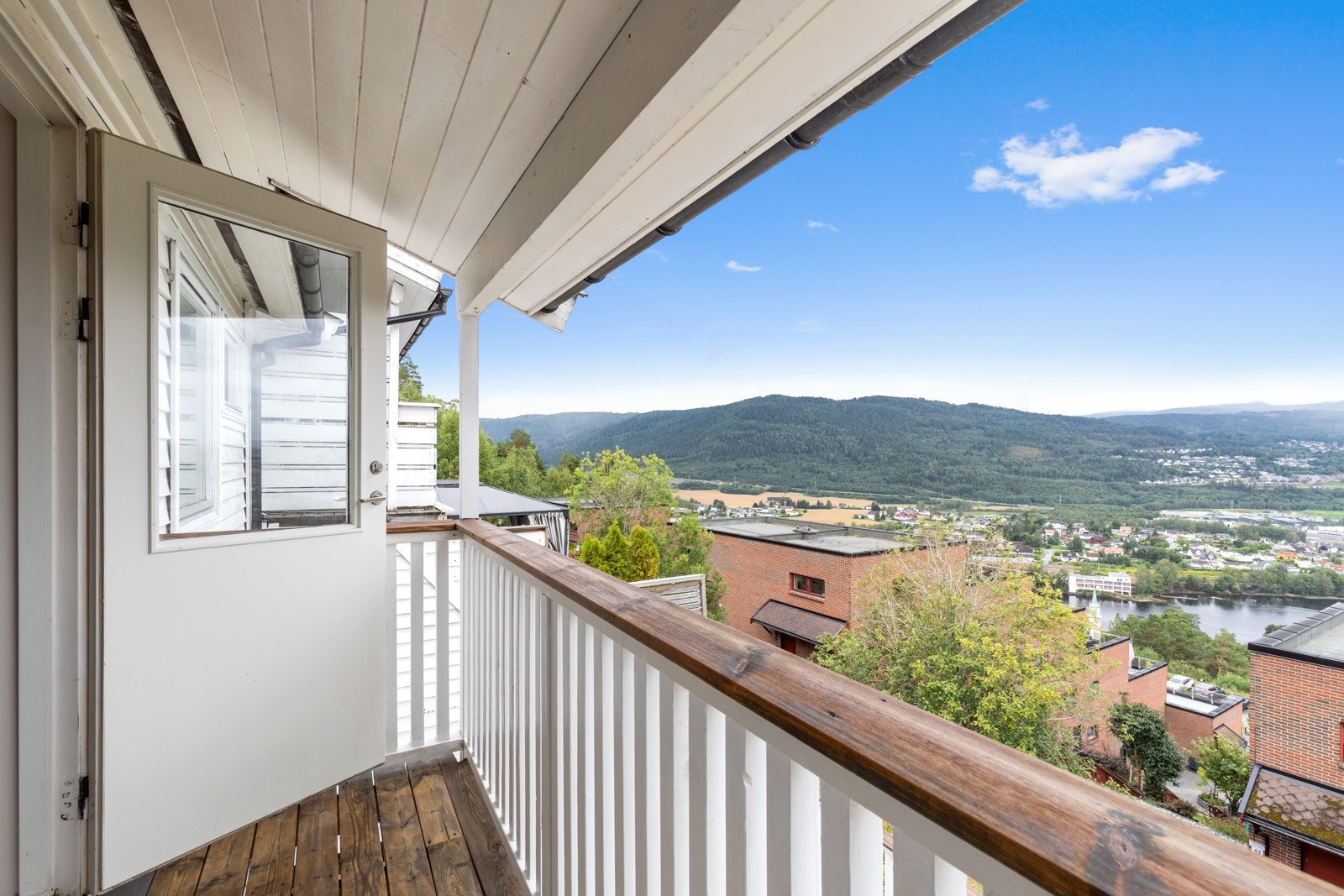 Takoverbygd balkong på ca 5kvm. Galleribilde