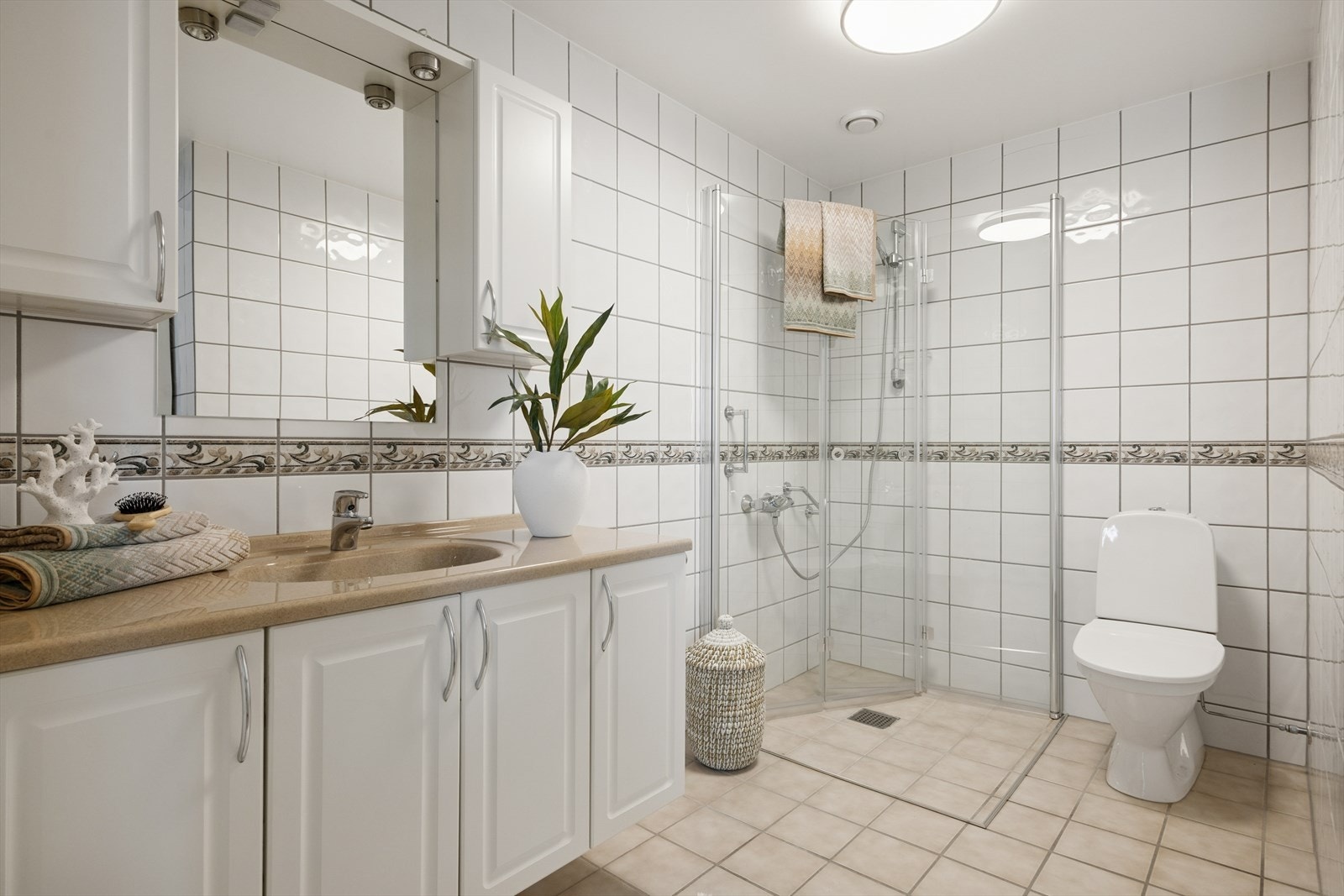 Pent brukt og velholdt bad fra byggeår. Galleribilde