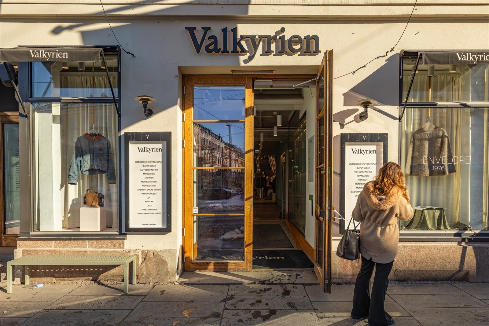 For den handleglade er det kort avstand til Oslos desidert mest populære og eksklusive handlegate i Bogstadveien Galleribilde