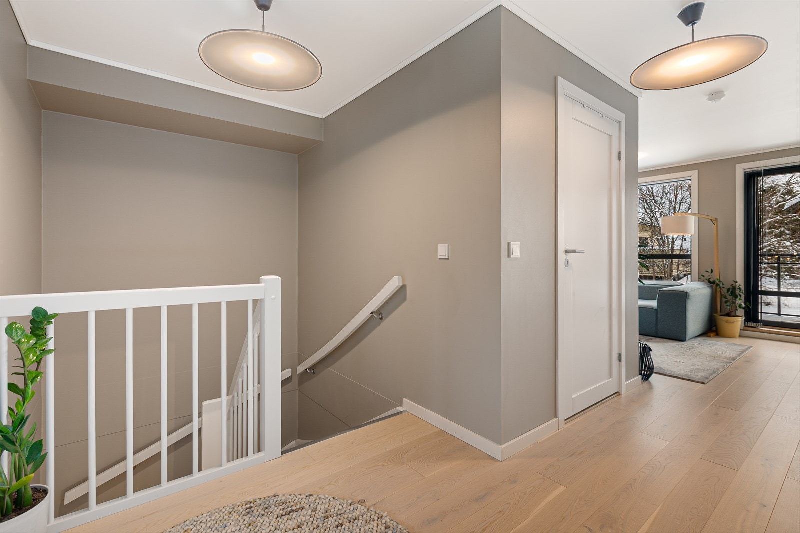 Velkommen opp til 2. etg. Bod rett frem. Galleribilde