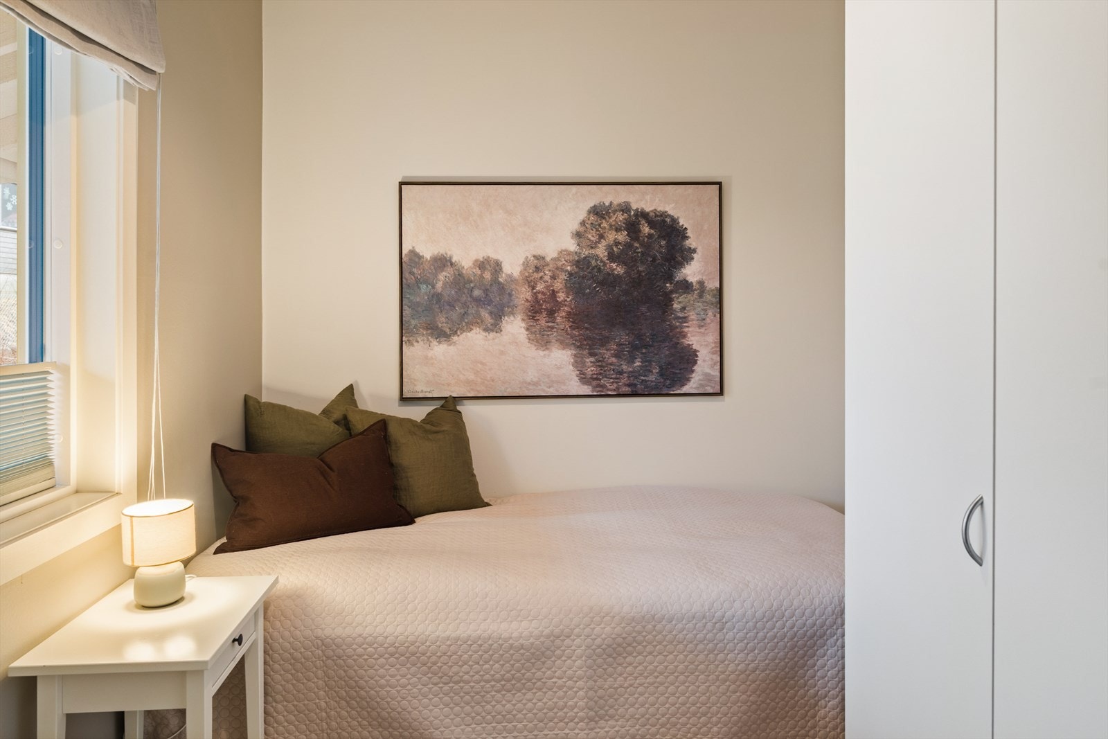 Dette kan brukes som f.eks. gjesterom eller kontor. Galleribilde