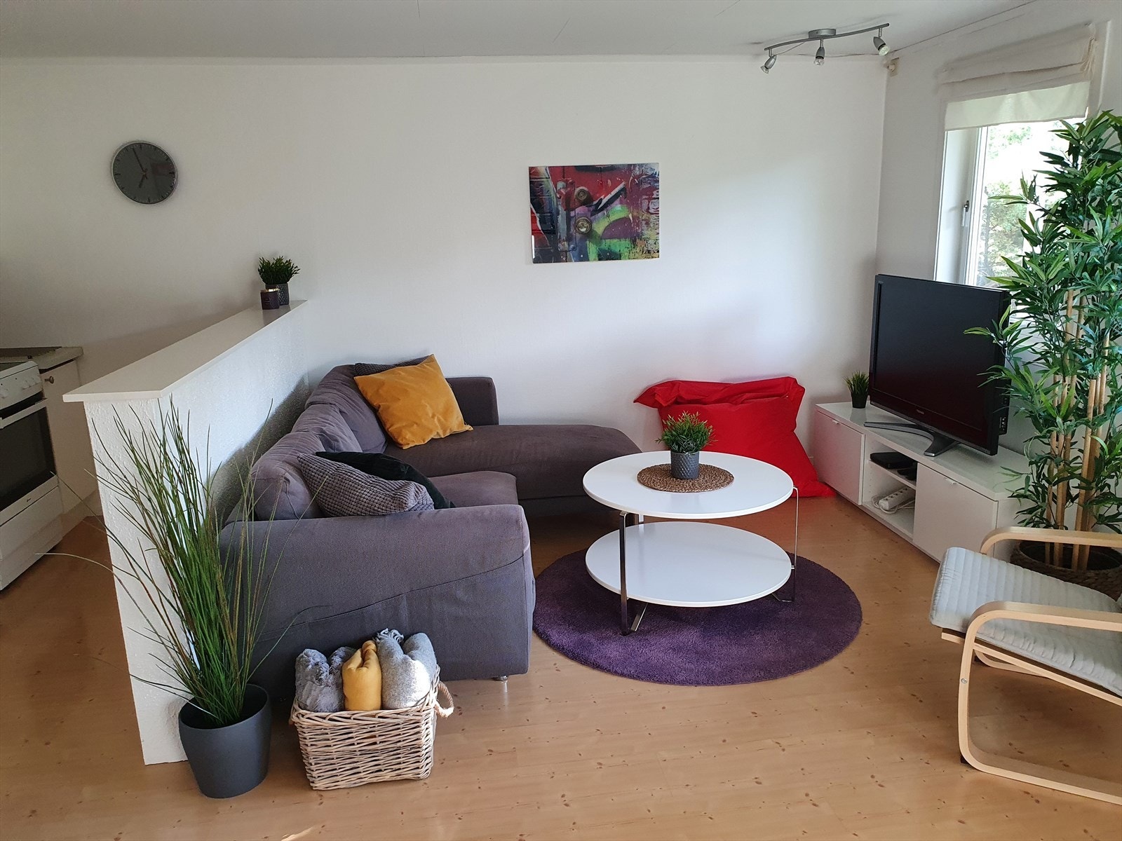 Leilighet - stue. Foto: selger. Galleribilde