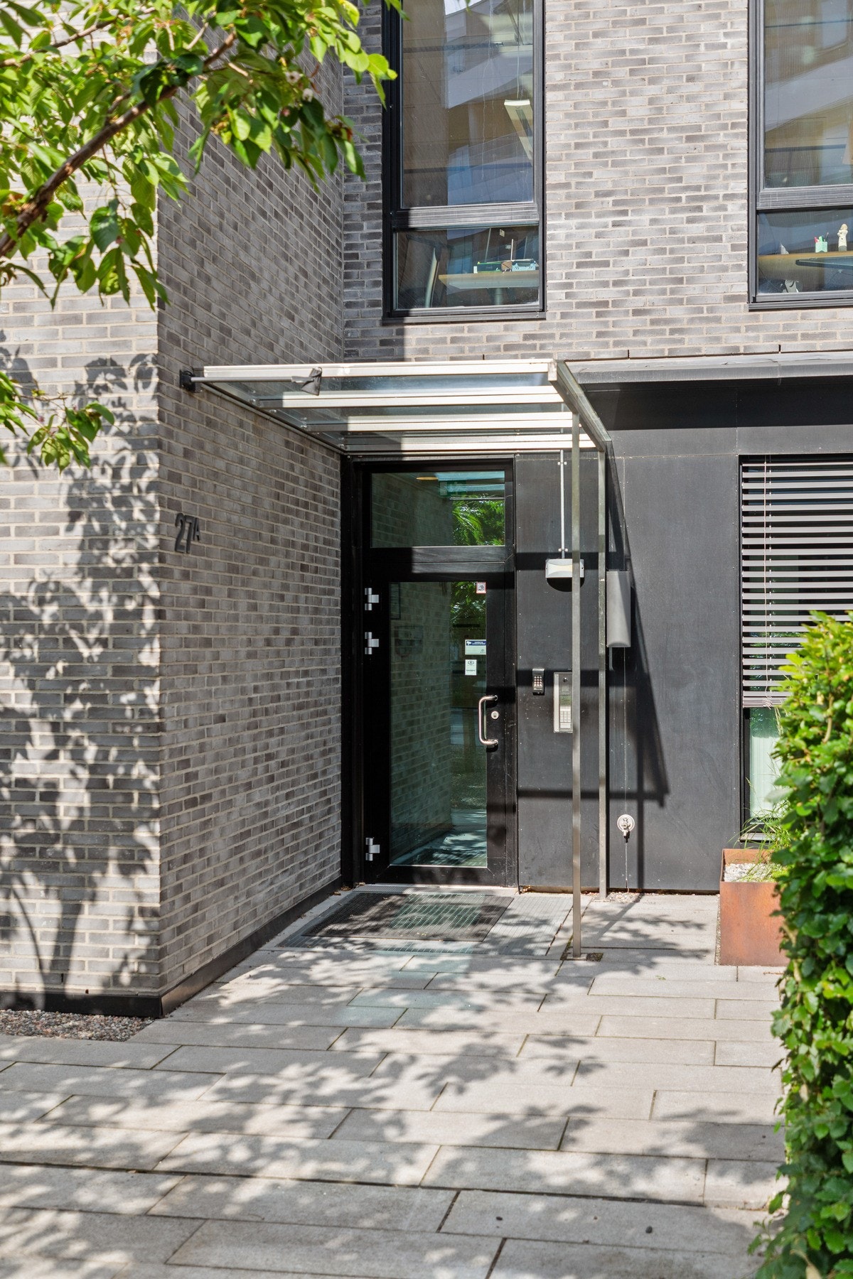 Leiligheten ligger i sjette etasje, og har adkomst via felles oppgang med heis Galleribilde