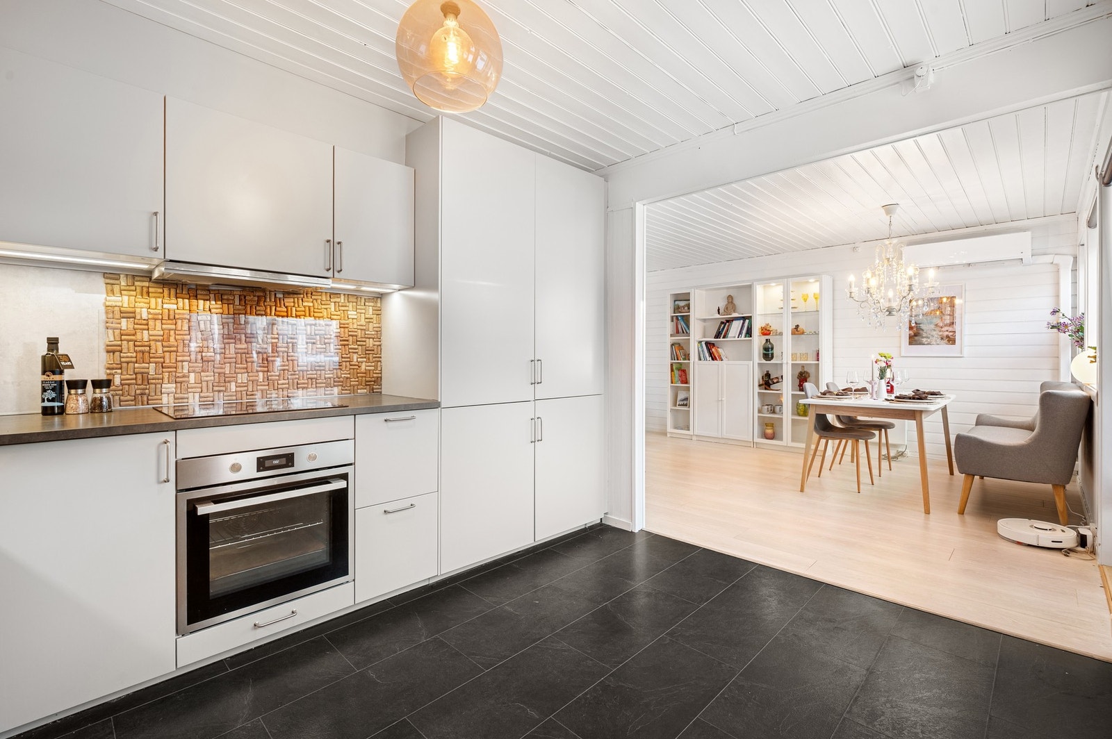 Kjøkkenet ble pusset opp i 2020 og har fått TG1 av takstmann. Galleribilde