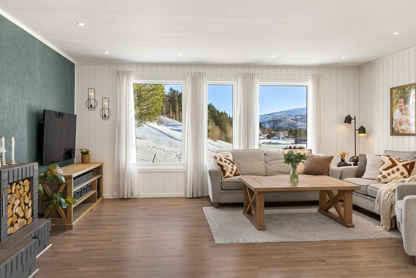 Naturlig lysinnslipp fra vindusflater Galleribilde