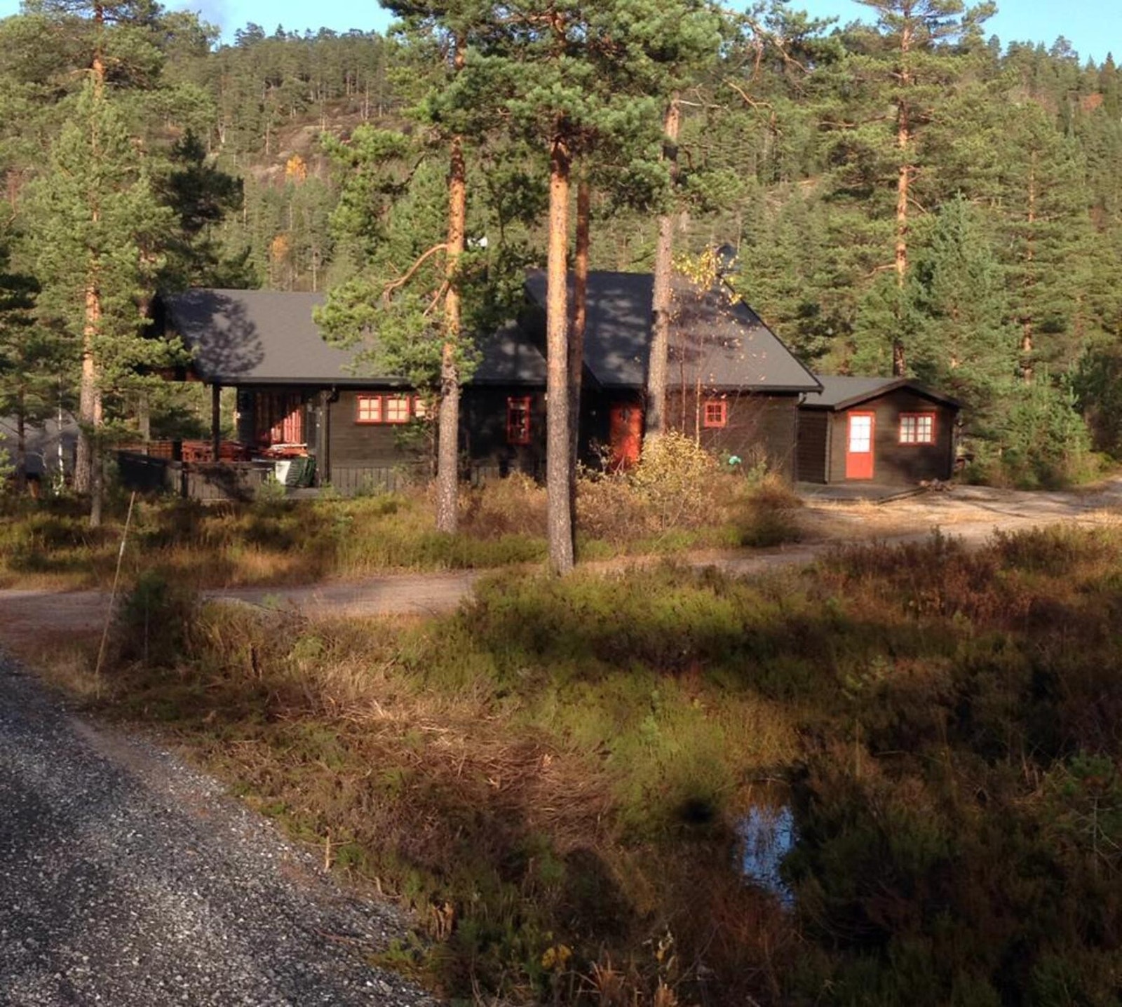 Foto tatt av selger. Galleribilde