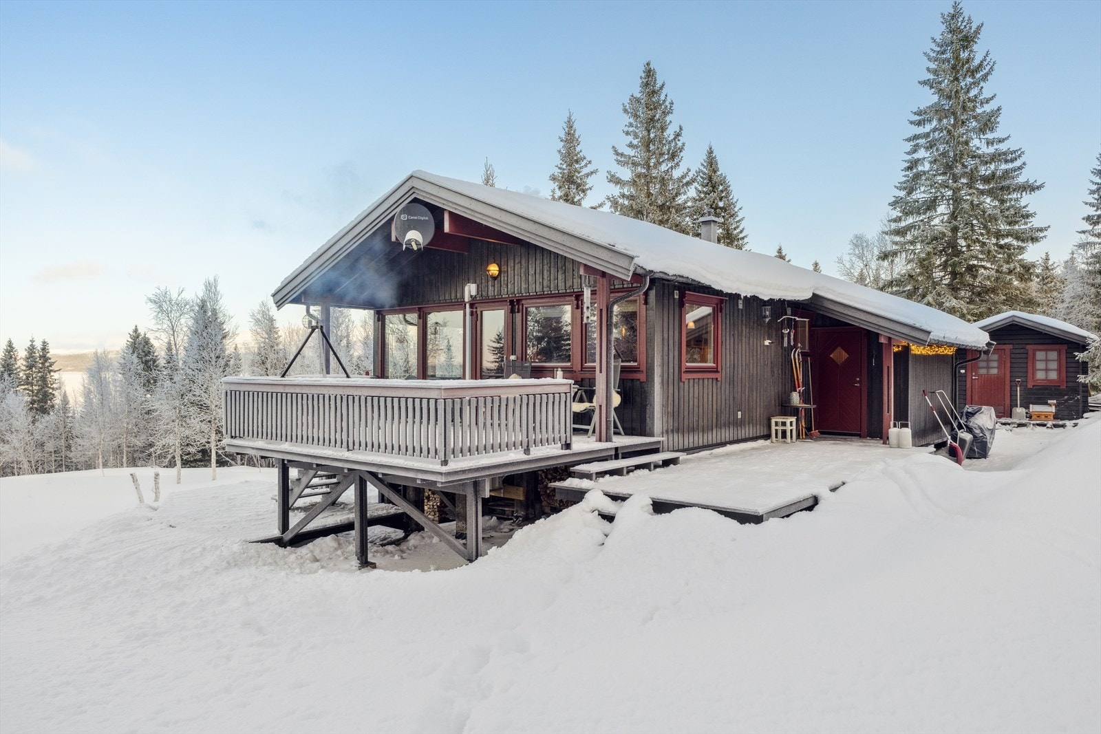 Terrassen er fundamentert på leca søyleblokker. Galleribilde