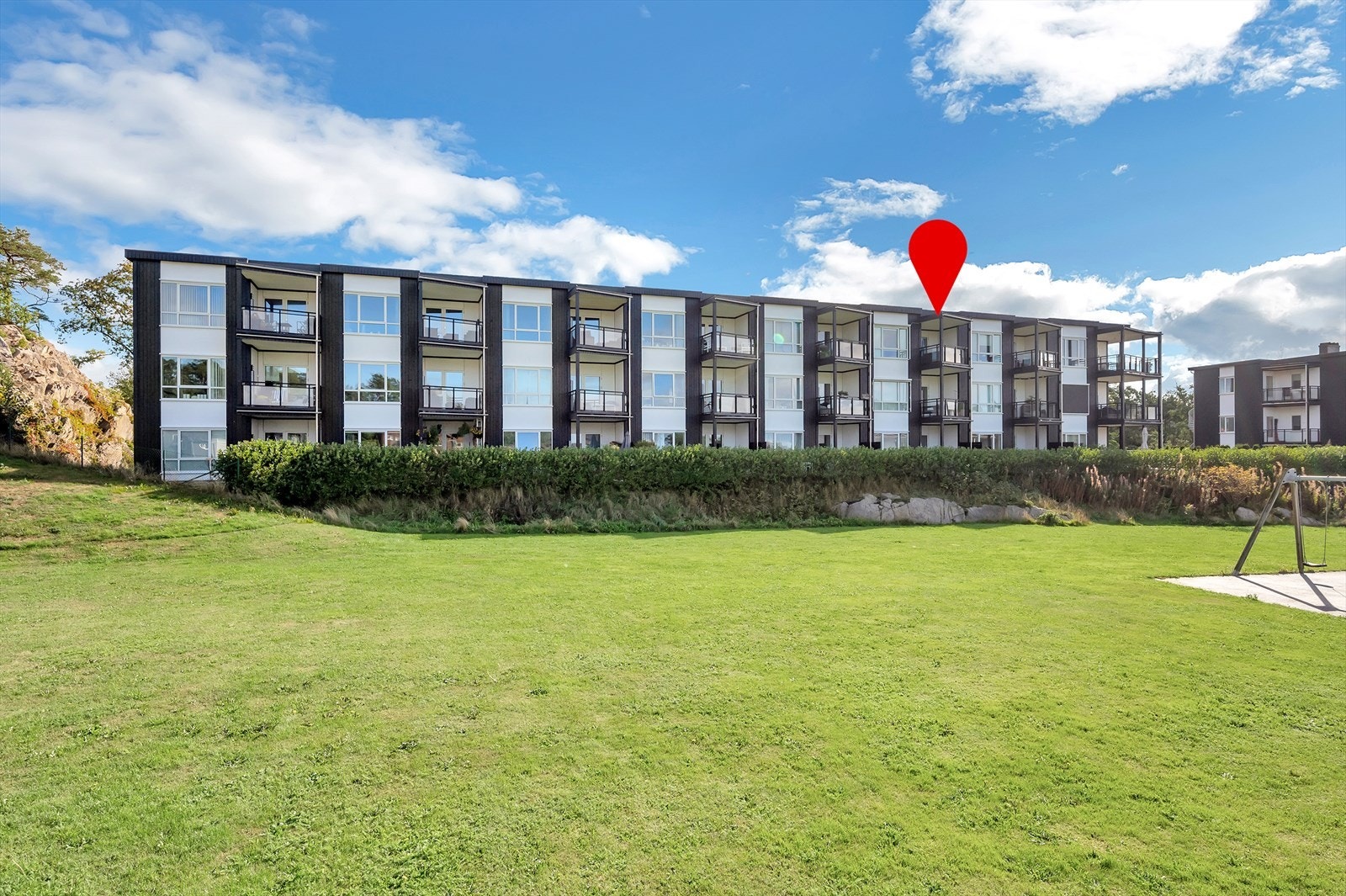 EiendomsMegler 1 v/ Asgeir Odden har gleden av å ønske velkommen til denne flotte toppleiligheten i Bordalssvingen 96! Foto: xxxx Galleribilde