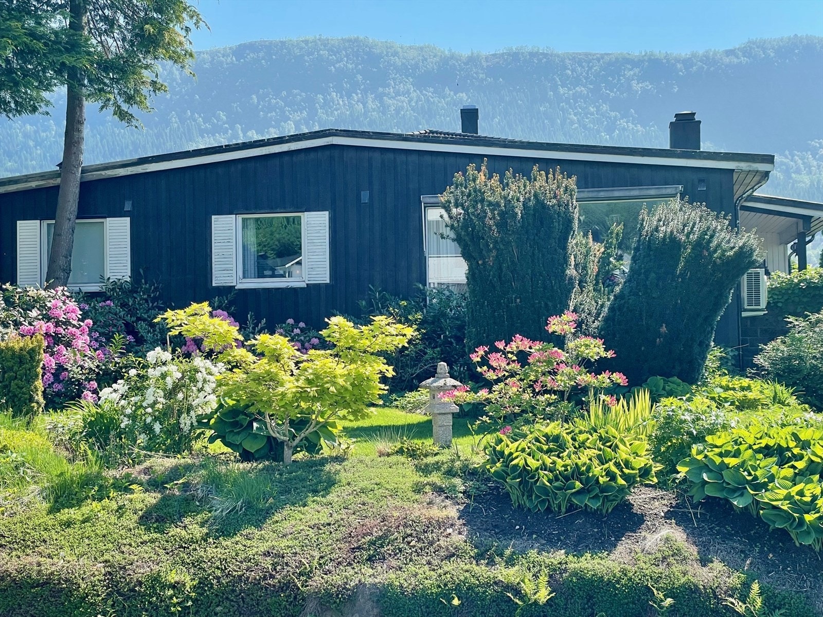 Del av uteområde. Bilde tatt av selger Galleribilde