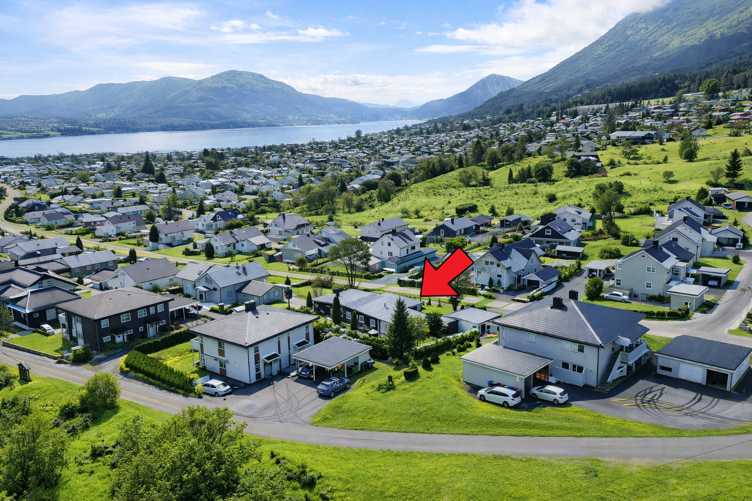 Nærområde på Engeset mot sentrum Galleribilde