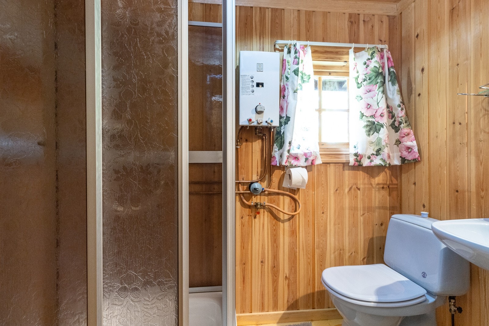 Våtrommene må oppgraderes for å tåle normal bruk etter dagens krav Galleribilde