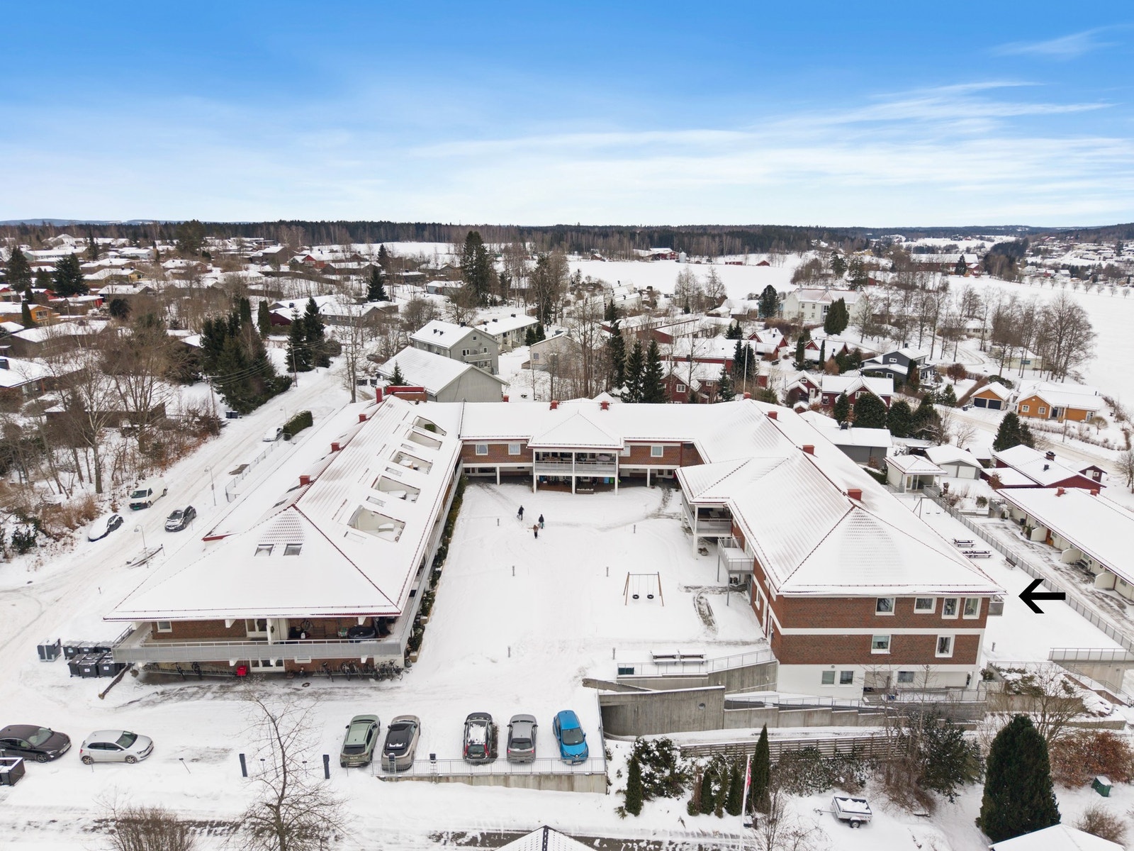 Området har umiddelbar nærhet til fine turområder i skog og mark, og gangavstand til alt hva Ås sentrum har å tilby Galleribilde