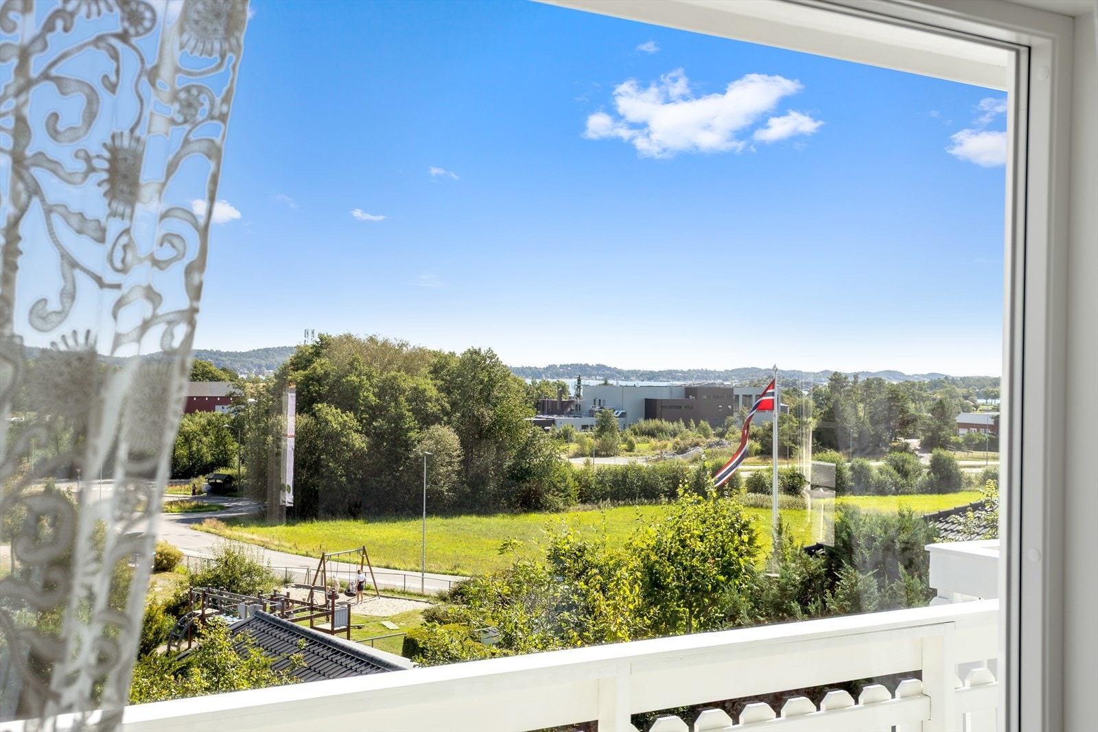 Utsikt mot Vesterøya Galleribilde