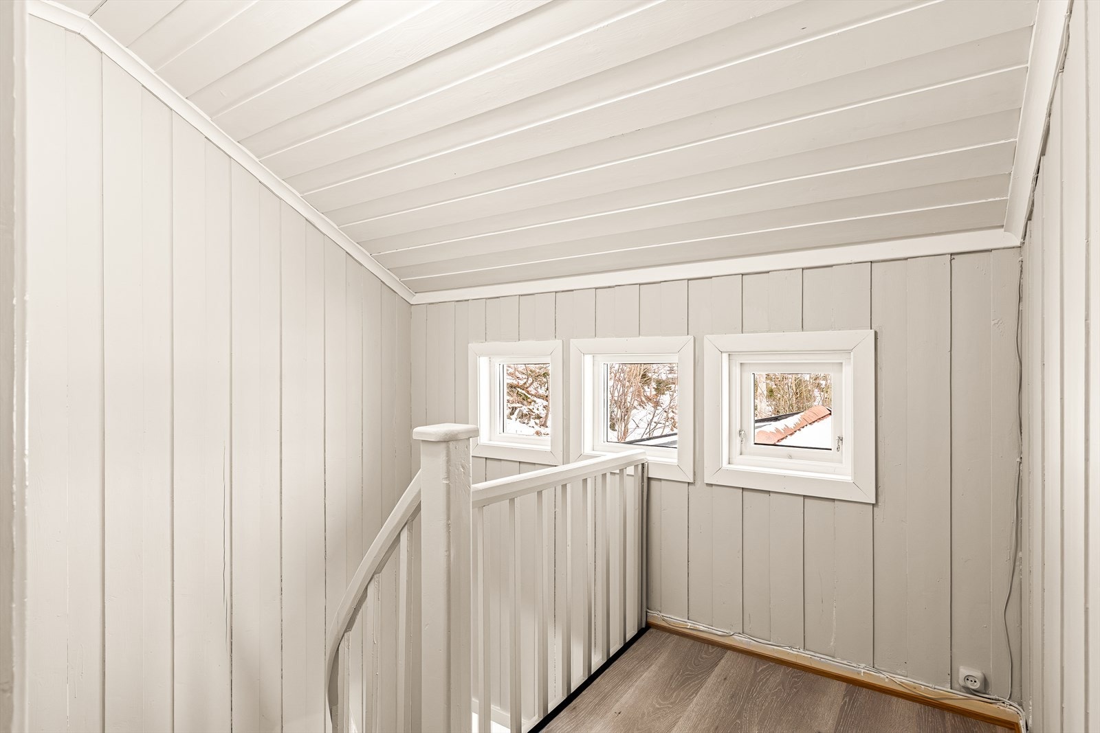 Her kommer trappen opp i 2. etg. Galleribilde