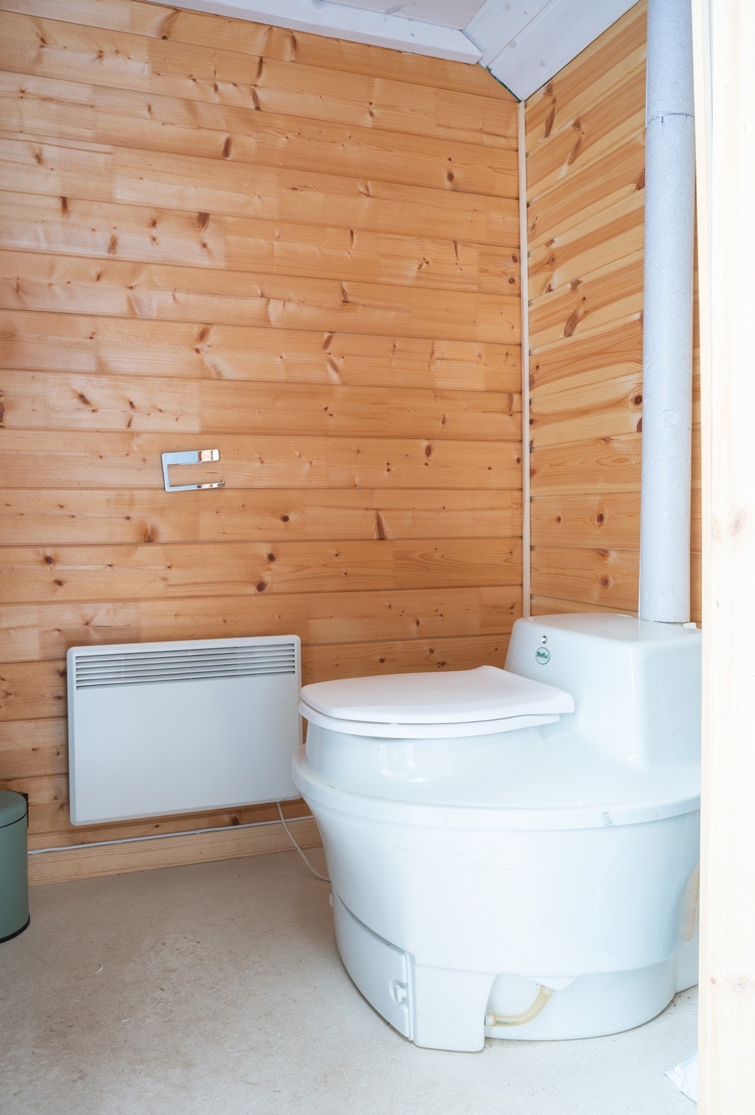 Toalettrom på enden av annekset Galleribilde