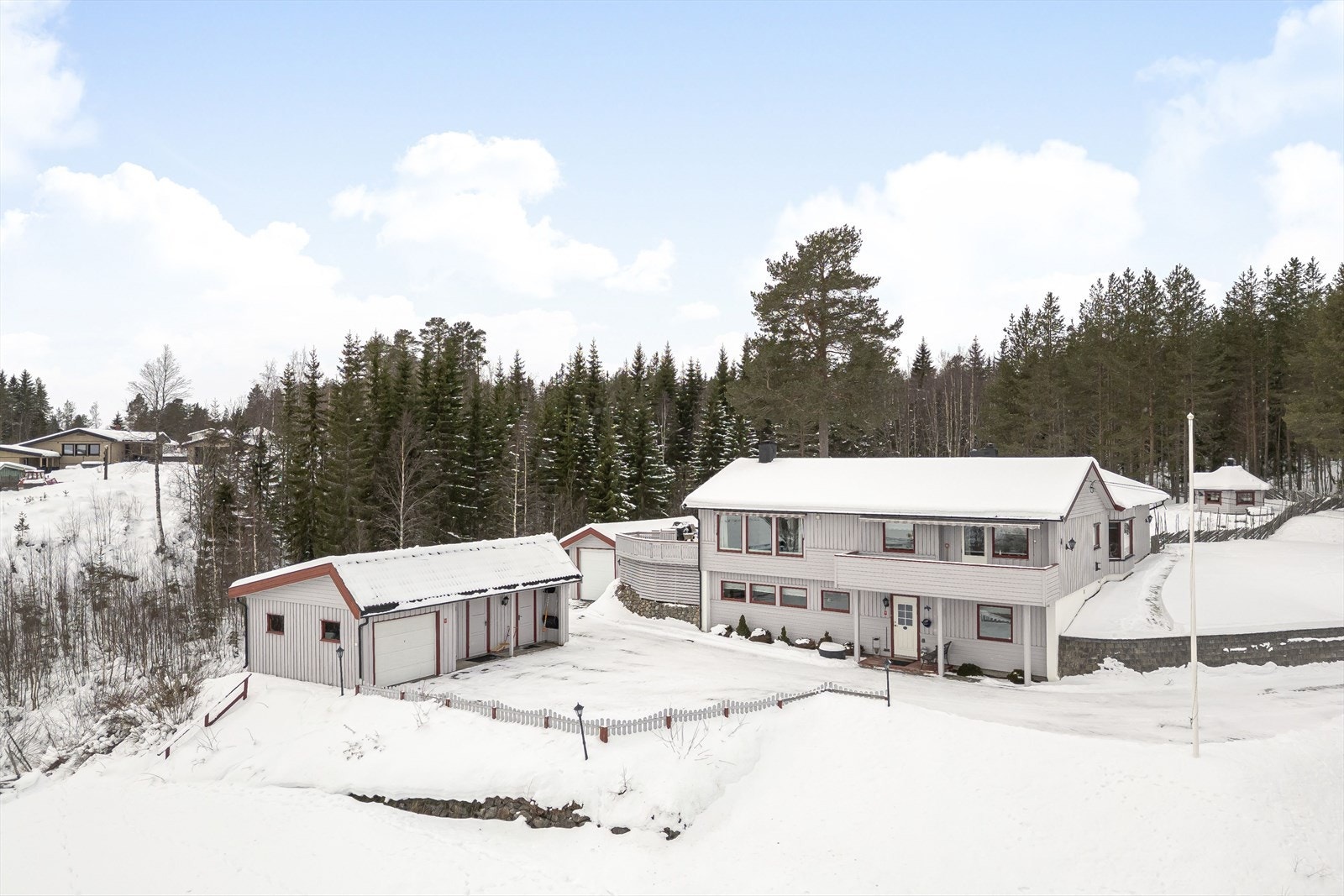 Velkommen til Nordre Osen og Nordnesveien 4! Fotograf: Bernat Tubau. Galleribilde