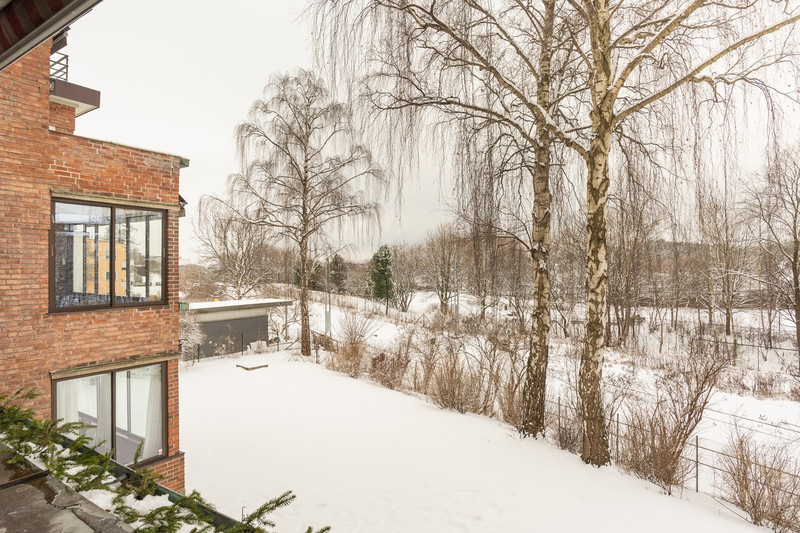 Fritt utsyn fra balkong. Galleribilde