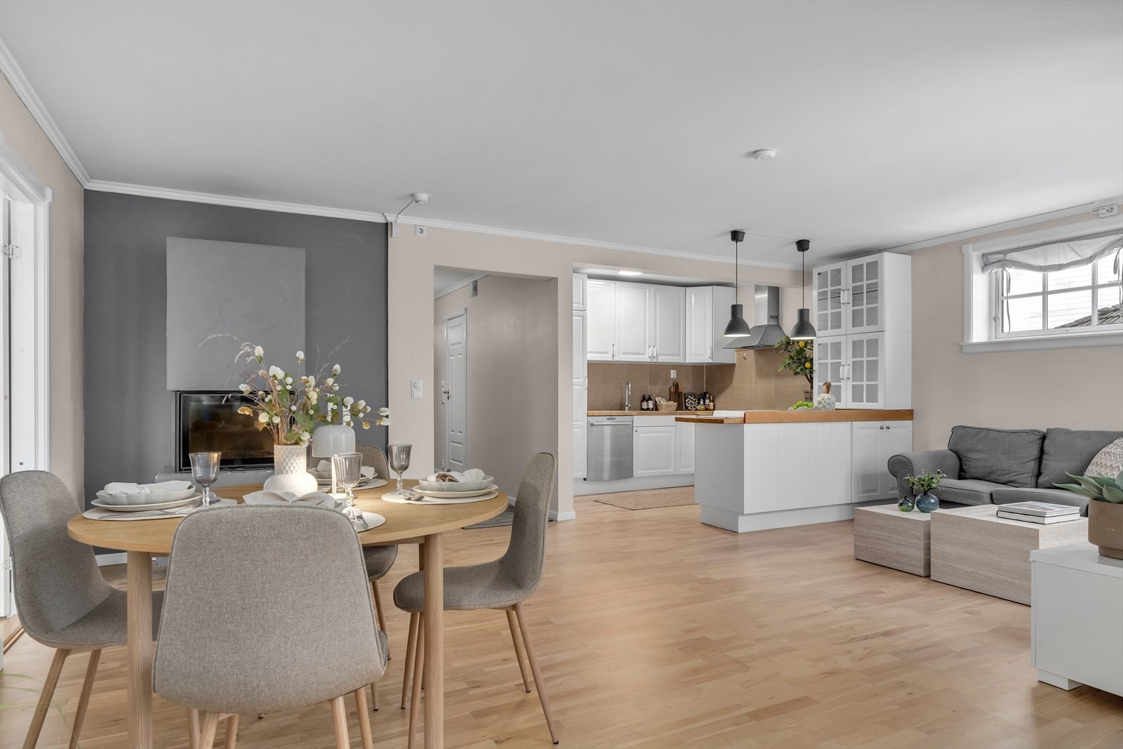 Vi har gleden av å presentere Torridalsveien 57A - en meget innholdsrik del av tomannsbolig attraktivt beliggende på Nedre Lund Galleribilde