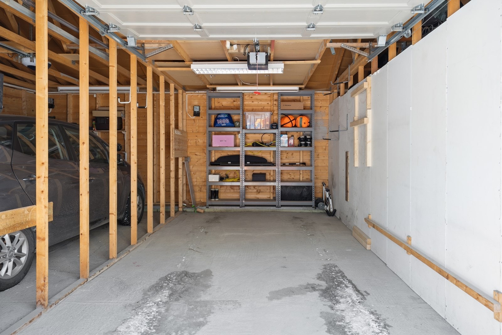 Garasje. Galleribilde