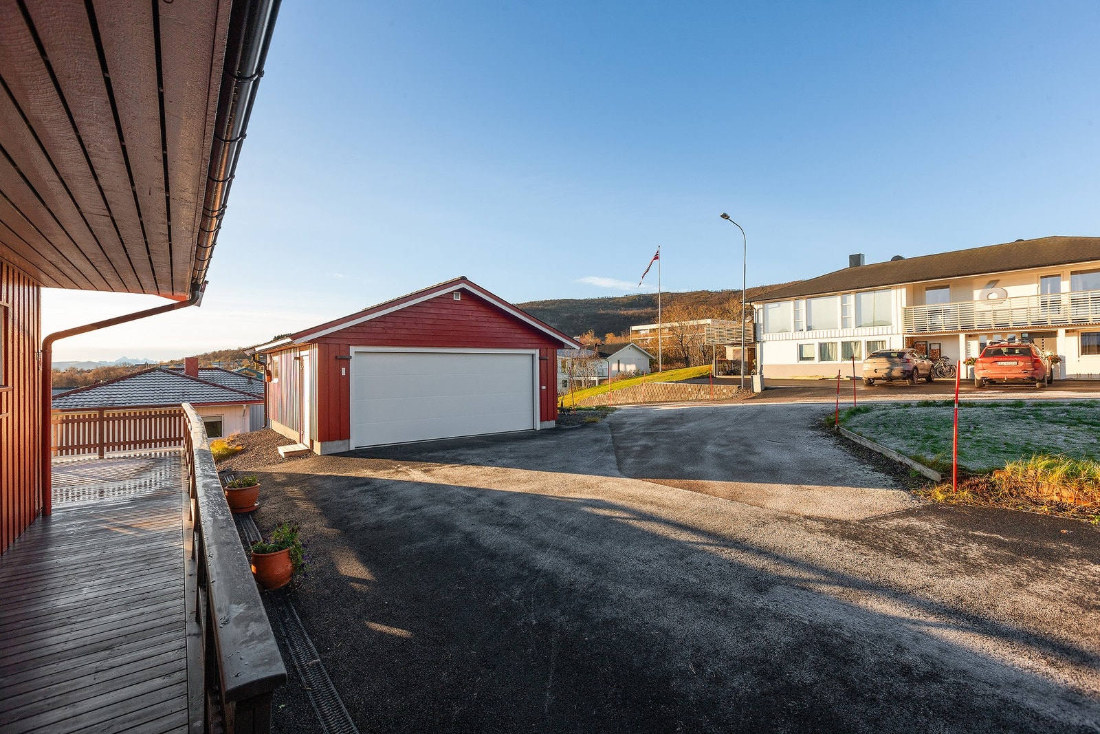 Asfaltert innkjørsel Galleribilde