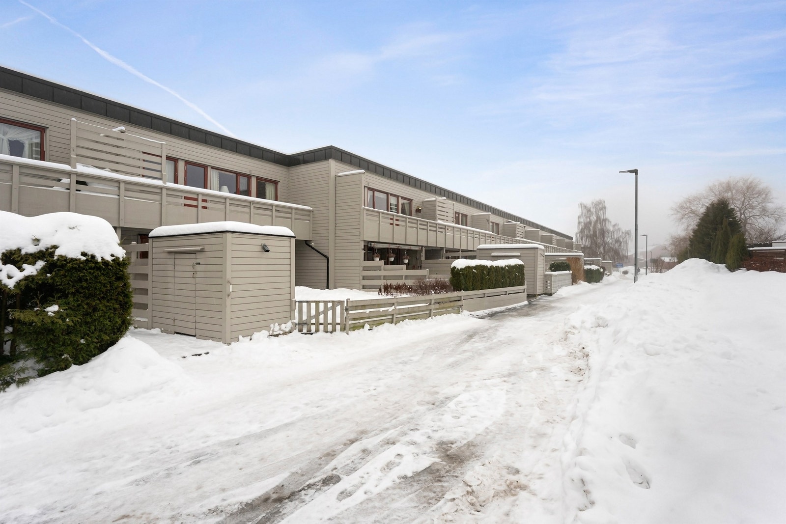 Leiligheten ligger i et barnevennlig og rolig boligområde på øvre Rykkinn Galleribilde