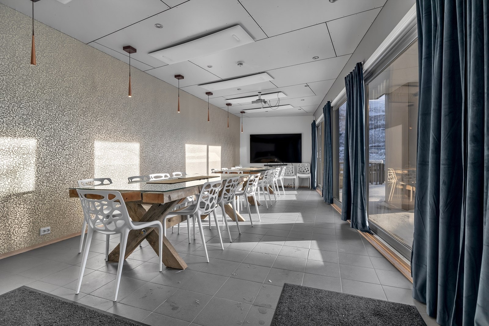 Selskapslokale hvor man kan samles i større lag. Galleribilde