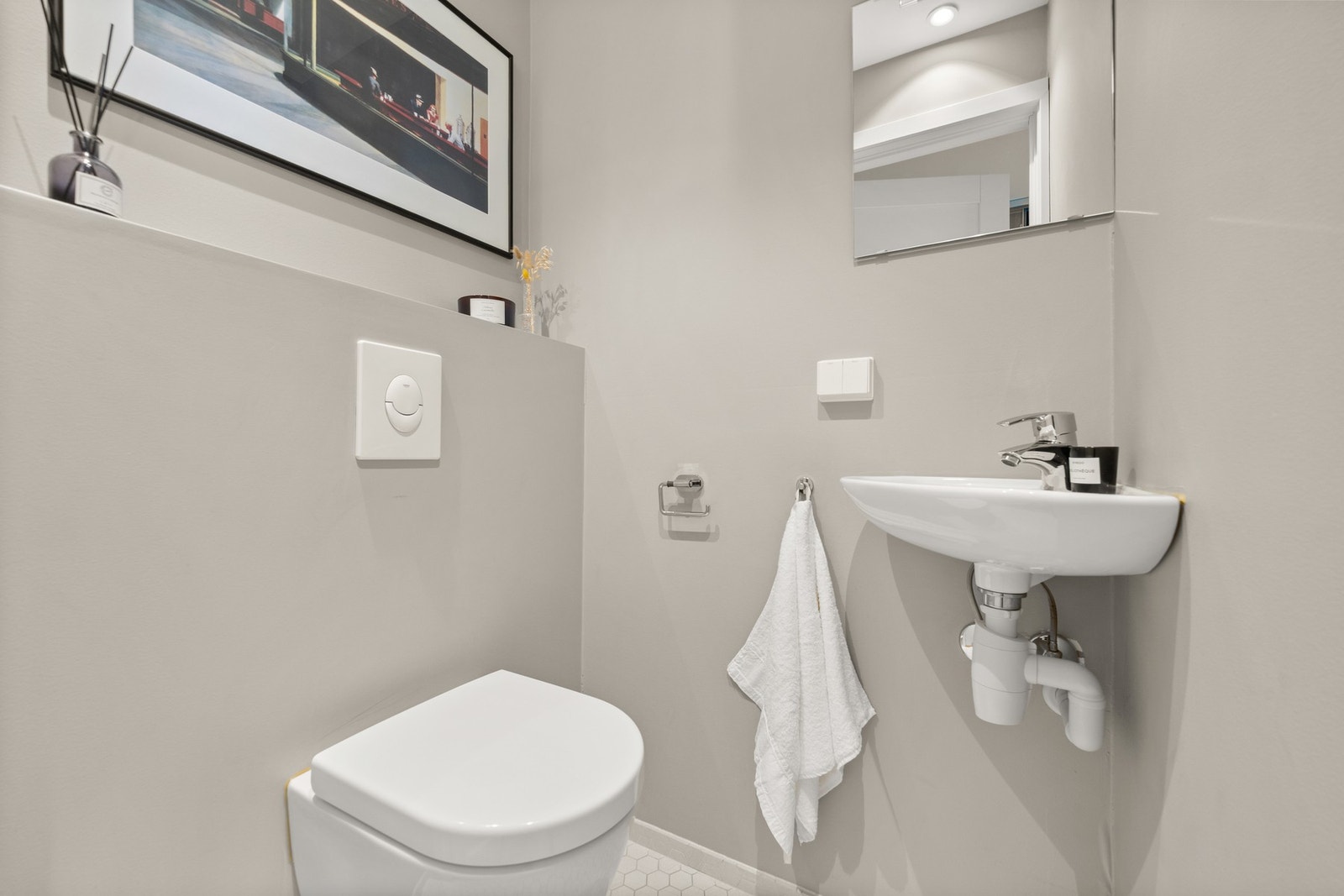 I 2. etasje er det også et flott toalett, praktisk når det kommer gjester på besøk. Galleribilde