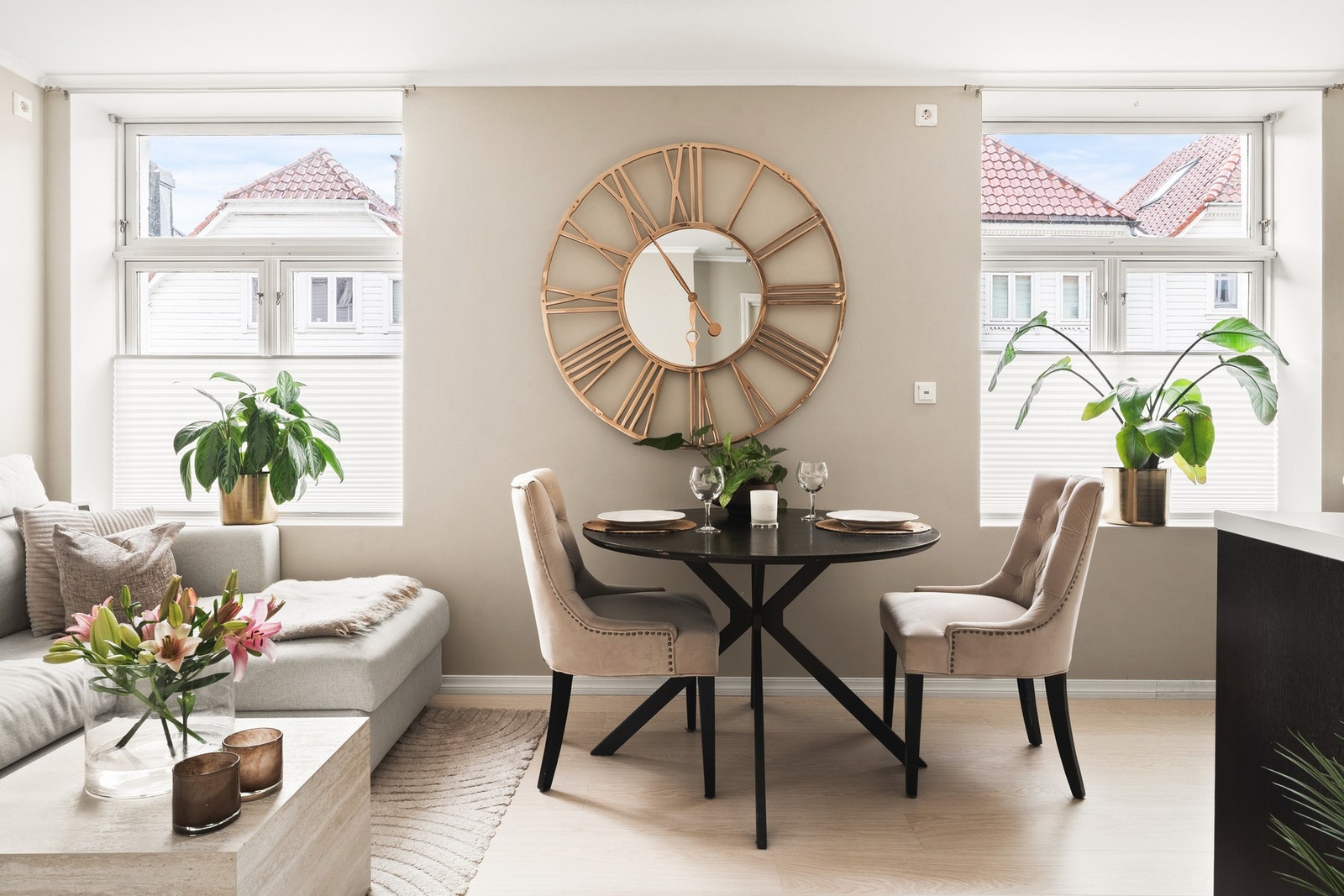 Gjeble Pederssøns 3 presenteres av EIE eiendomsmegling, ved Emilie Ødemark (Foto: Alexander Vie) Galleribilde