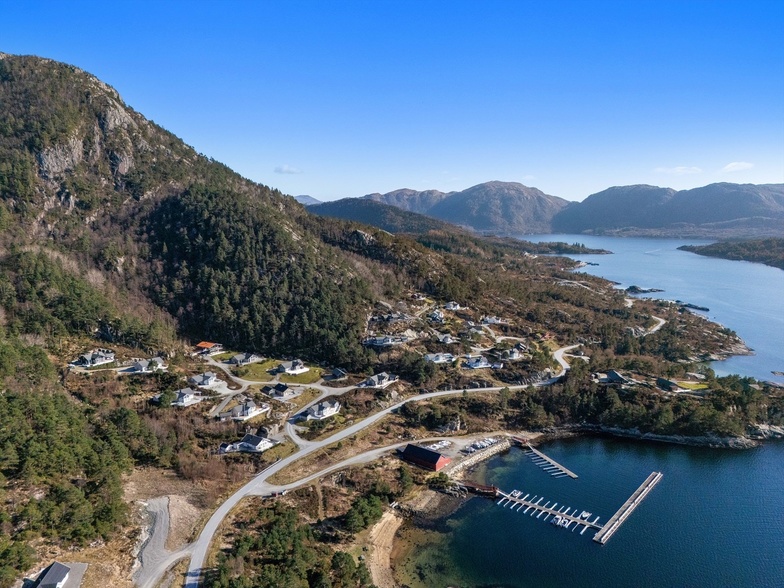 Fritidsboligen har en flott beliggenhet i Sollibotn hyttefelt. Galleribilde