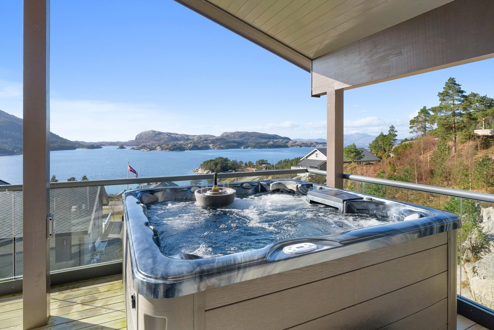 Her kan man nyte en fantastisk utsikt. Galleribilde