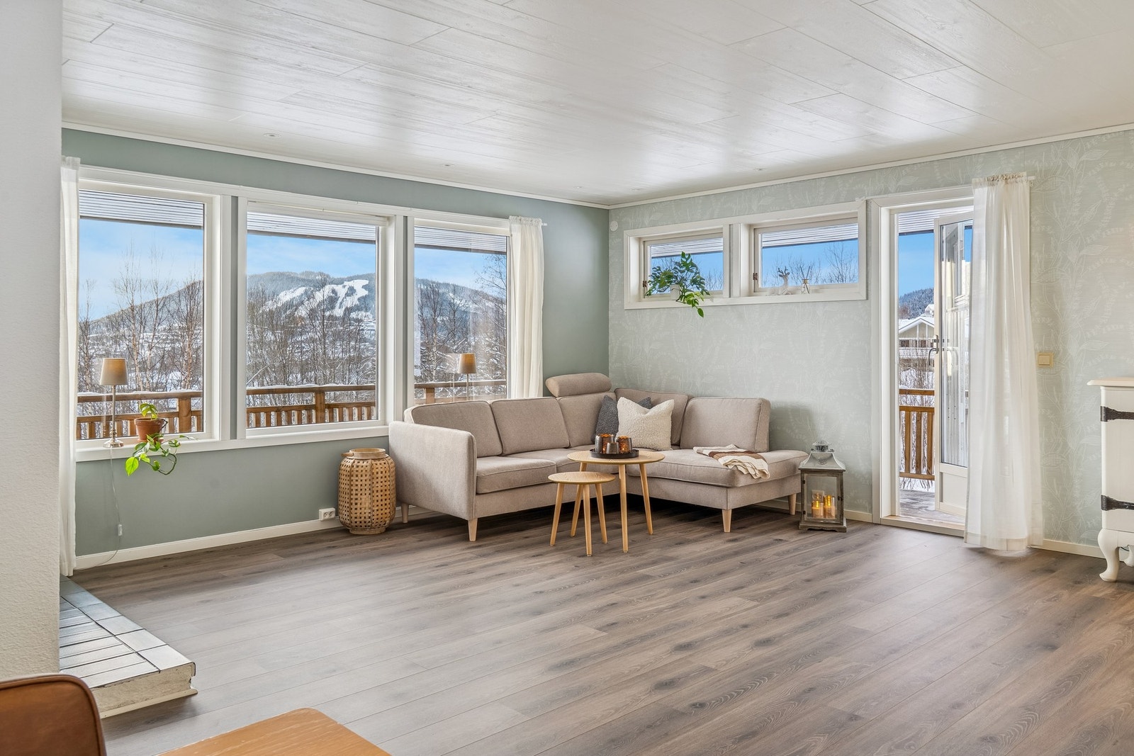 Lys og trivelig stue Galleribilde