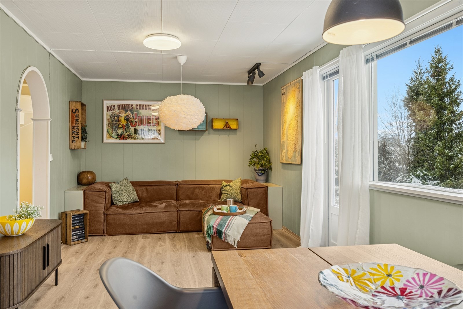 Sofakroken finner fort sin naturlige plass i rommet. Galleribilde