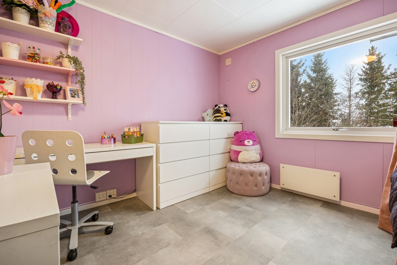 Soverom 2 er på hele 10,5 kvm. Galleribilde