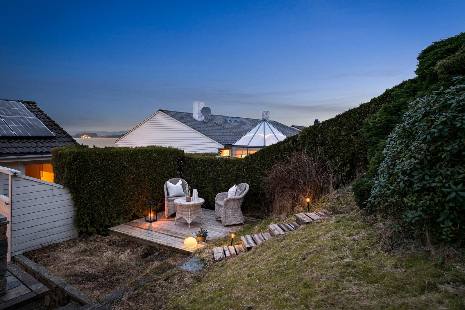 Et perfekt sted for grilling, uteservering og lange sommerkvelder. Galleribilde