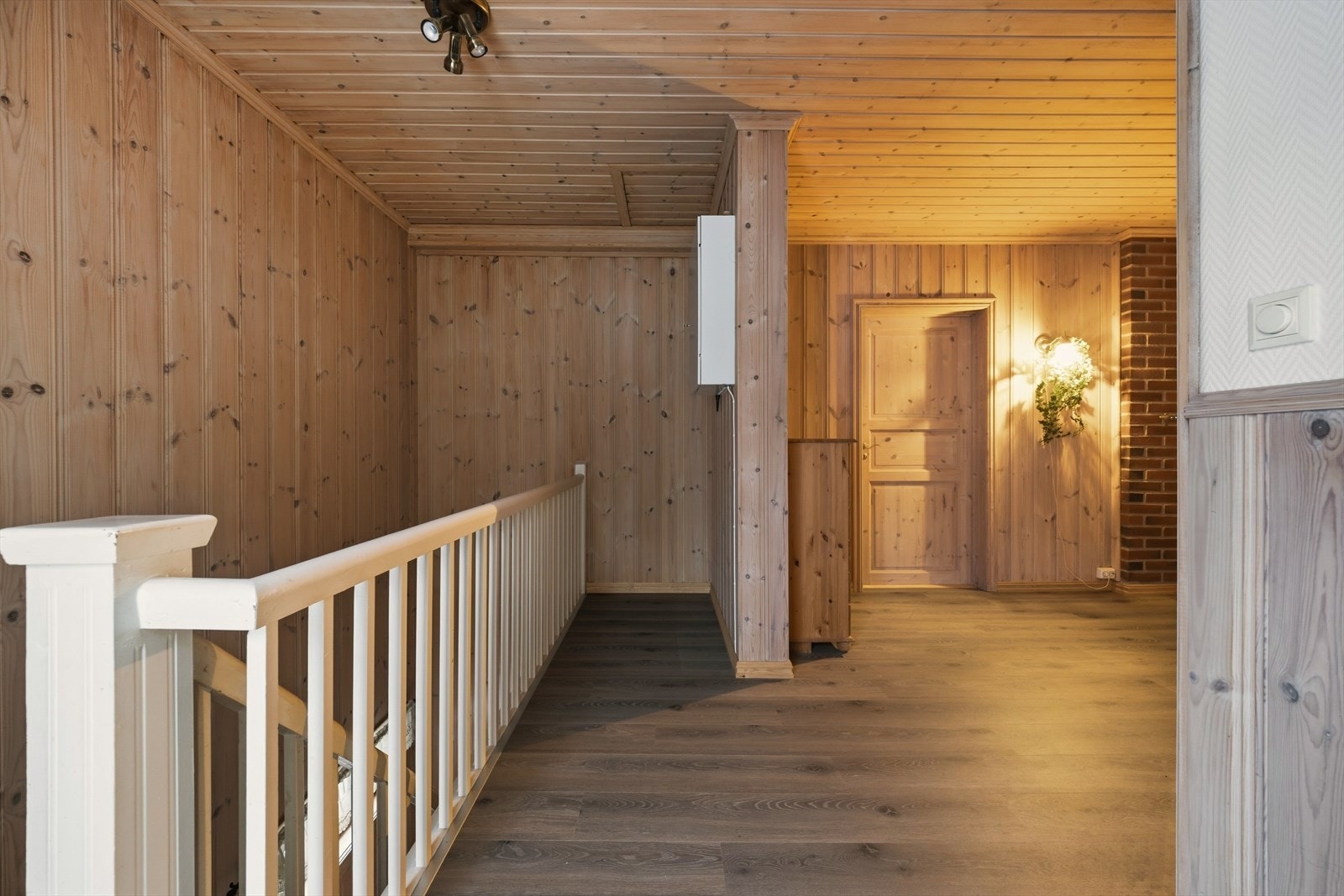 Trappegang oppe. Galleribilde