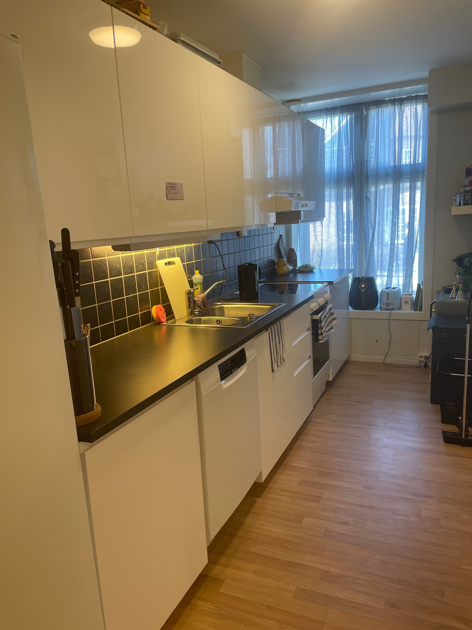 Kjøkken. Galleribilde