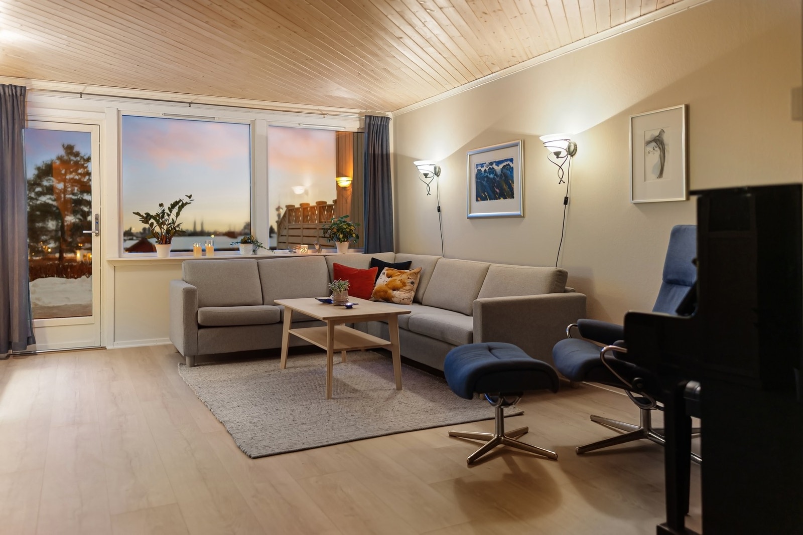 Boligen ligger i et fredfullt og godt etablert boligområde på Angelltrøa i Trondheim. Galleribilde