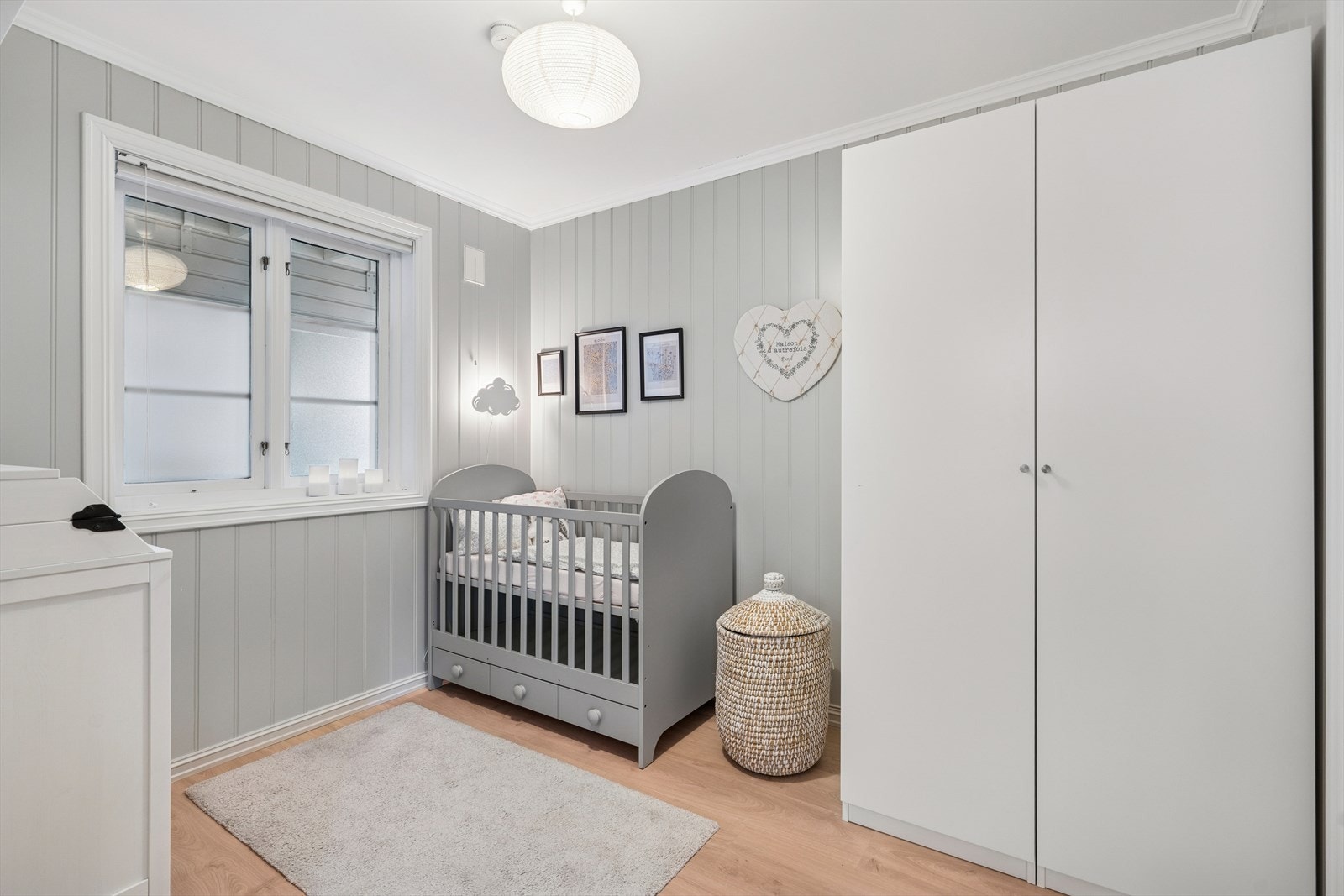 Soverom to er mindre og egner seg godt til barnerom, kontor eller gjesterom. Galleribilde