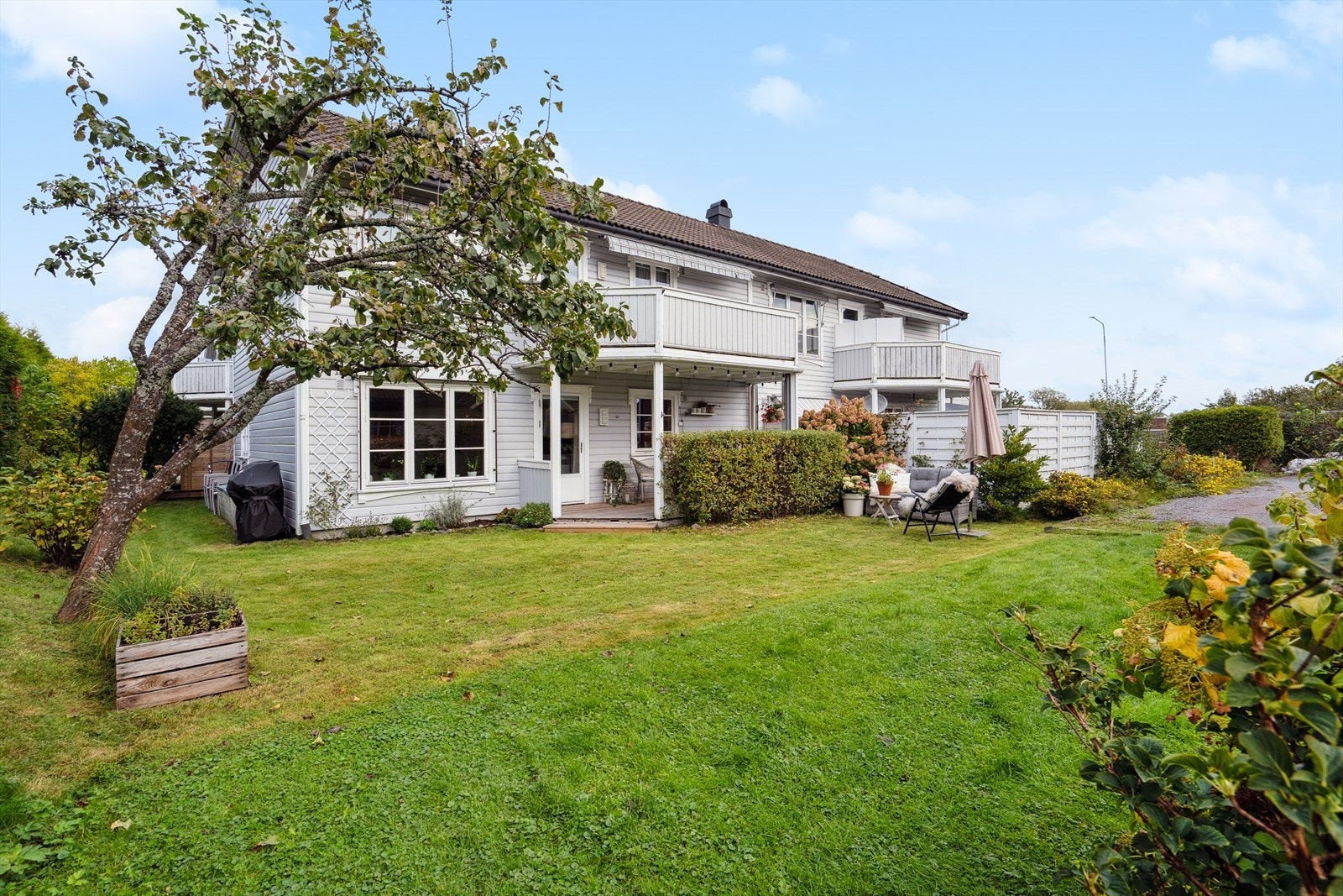 Leiligheten disponerer egen solrik hagedel. Galleribilde