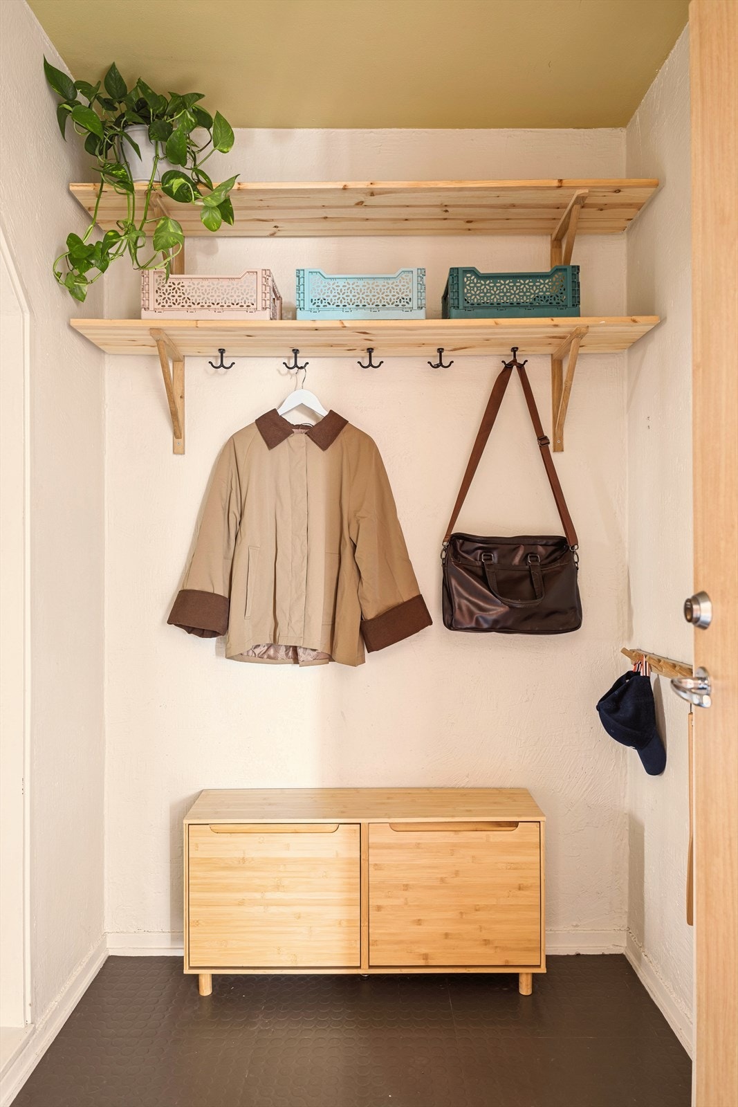 På toppen av trappen finner du entreen. Galleribilde