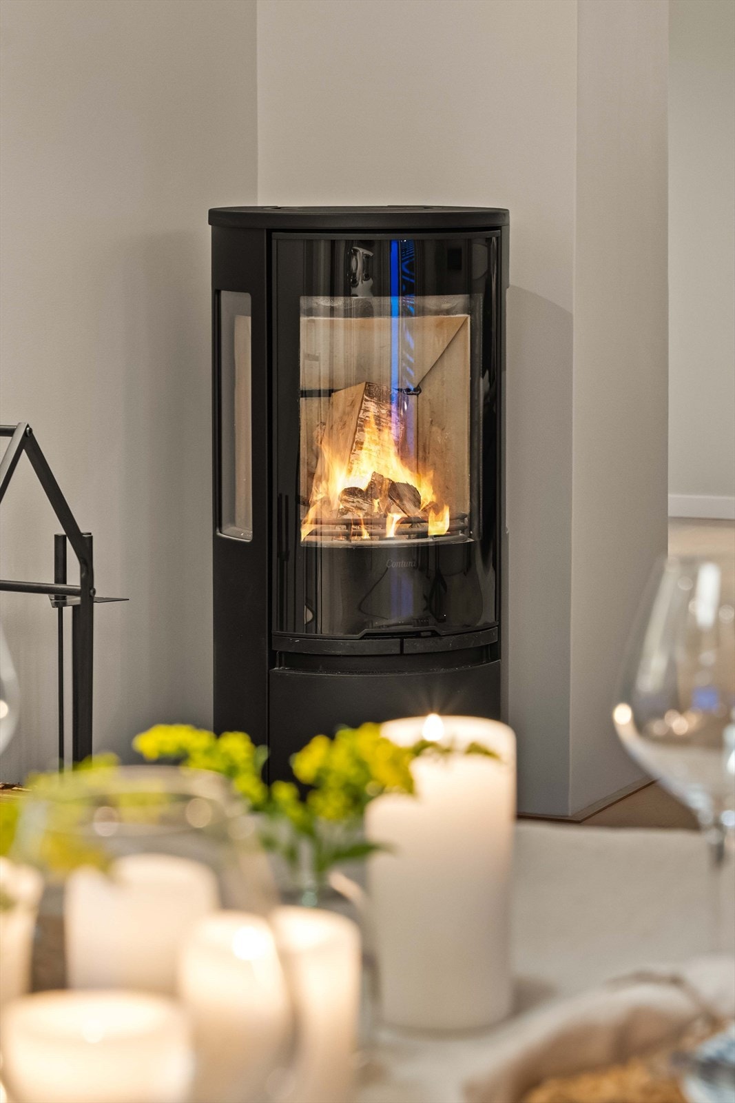 Peisovnen setter prikken over i-en og gir både varme og karakter til oppholdsrommet. En detalj som virkelig løfter helhetsinntrykket. Galleribilde