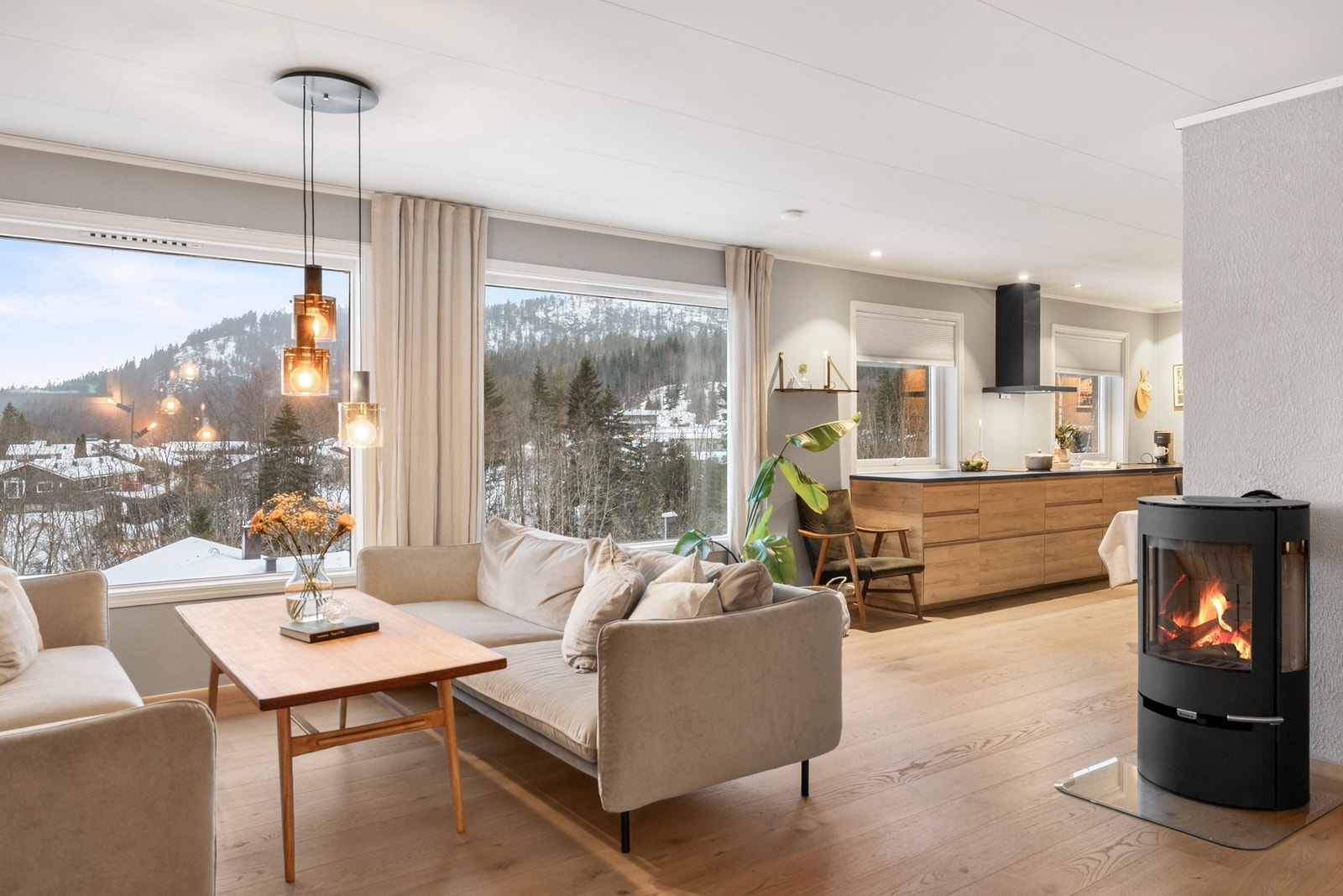 Dølvegen 29 i Fossbrenna presenteres for salg! Galleribilde