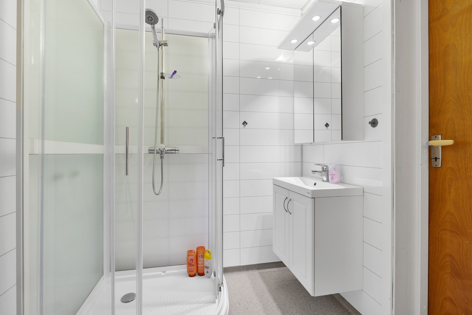 Bad/vaskerom - Utleiedel Galleribilde