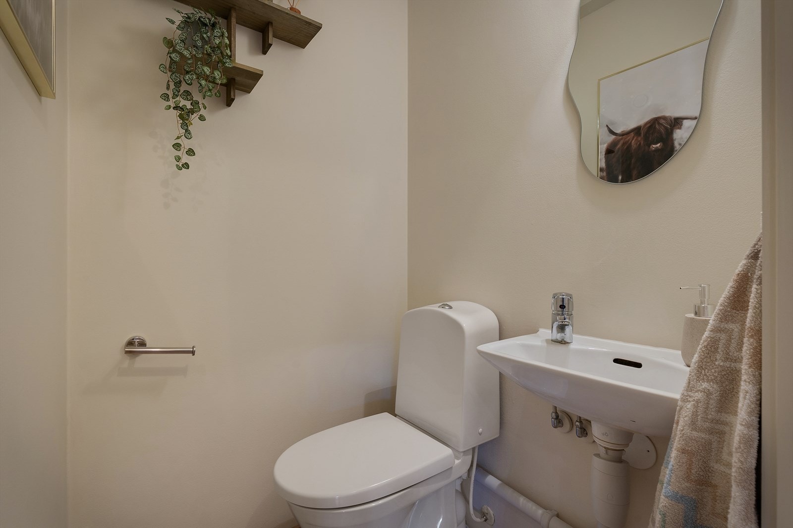 - Separat toalettrom på 1,3 m² - Galleribilde