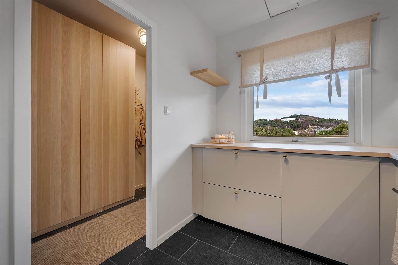 - Et lekkert kjøkken med alt man skulle trenge i hverdagen - Galleribilde