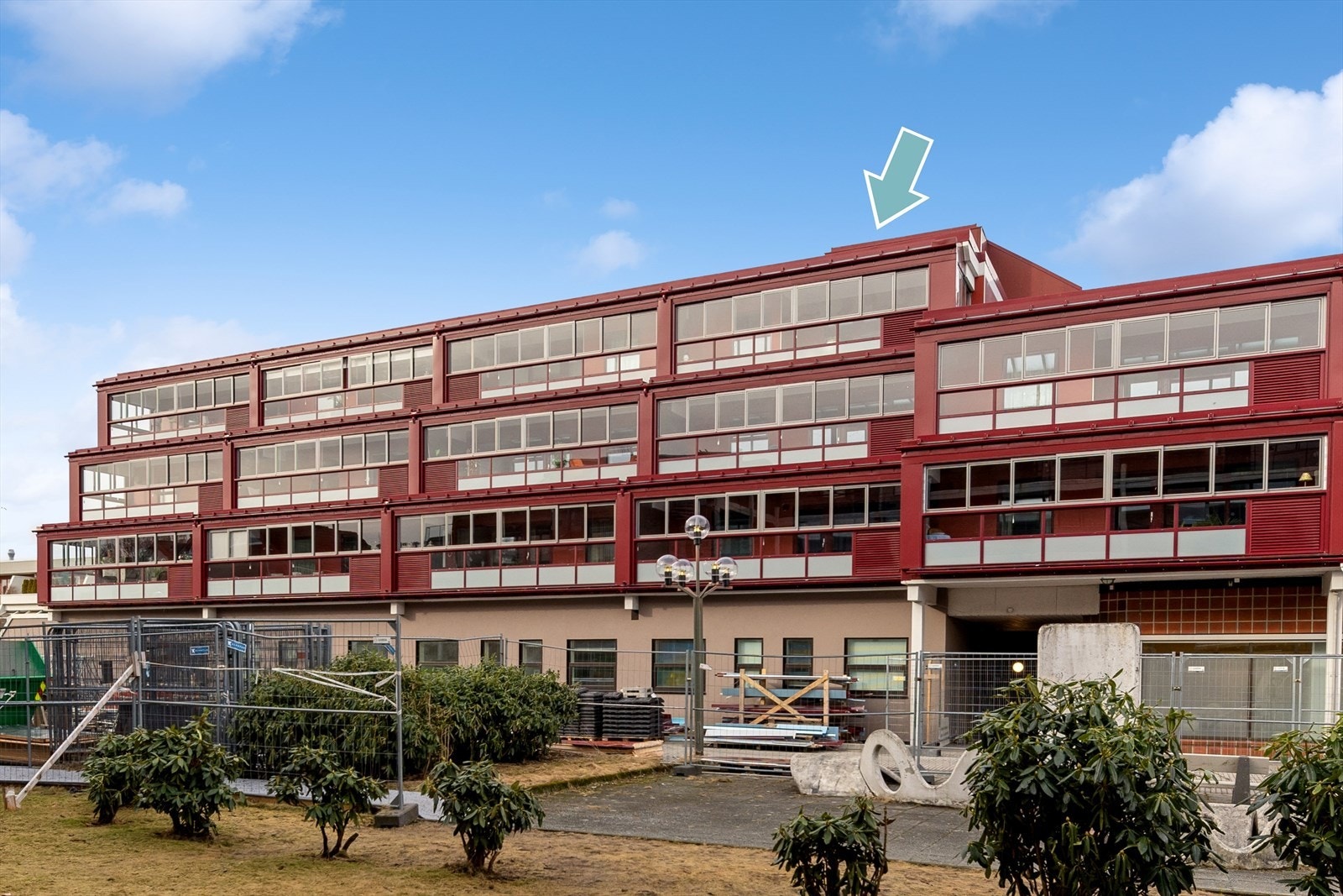 Leiligheten ligger i øverste etasje Galleribilde