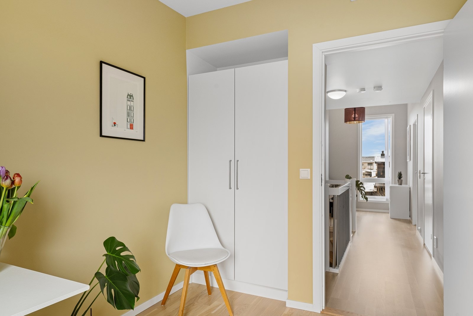 Også soverom 3 har garderobeløsning. Galleribilde