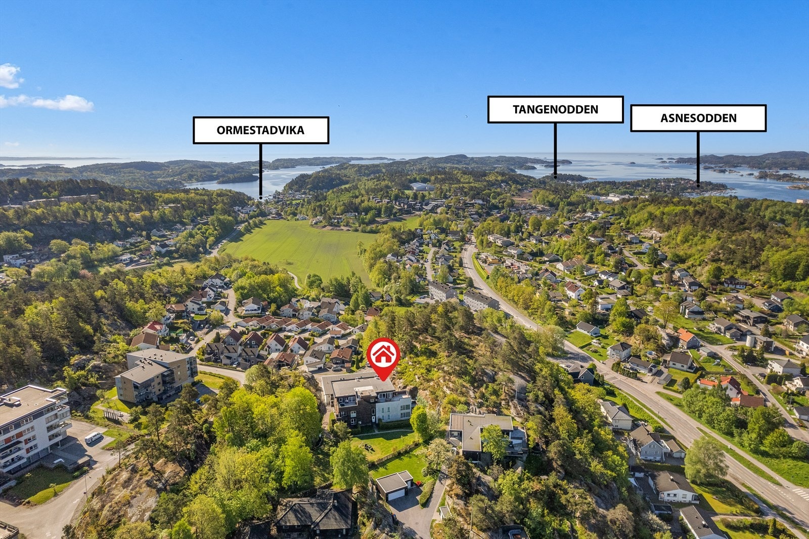 Det er gangavstand til Vesterøya idrettspark/Kariåsen med bl.a. lysløype, fotballbaner og nye Sandarhallen for innendørs aktivitet. I området finnes det mange flotte friområder, skogsområder og bademuligheter. Galleribilde